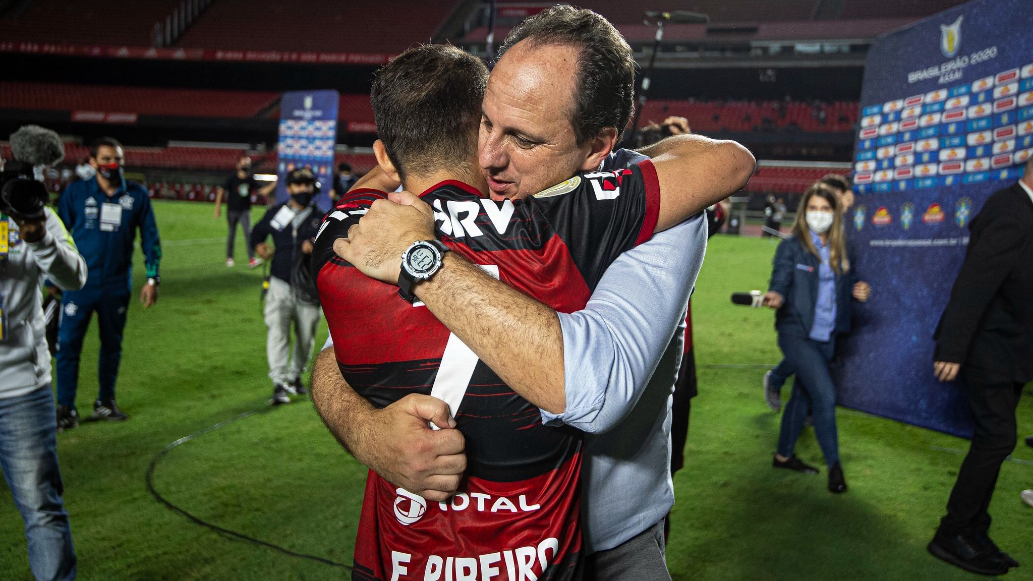 Rogério Ceni e Everton Ribeiro - Flamengo campeão brasileiro 2020