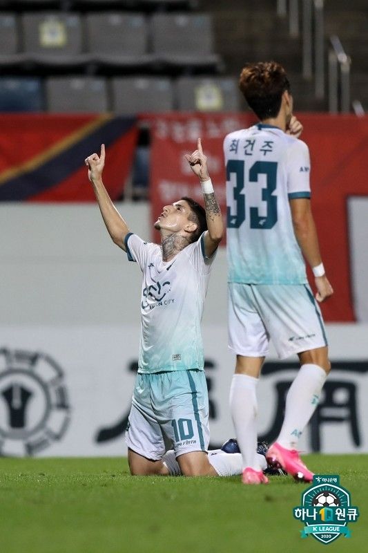 안산 까뇨뚜 득점