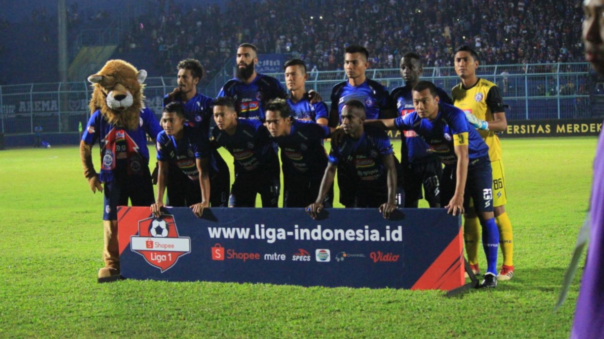 Arema FC vs Borneo FC