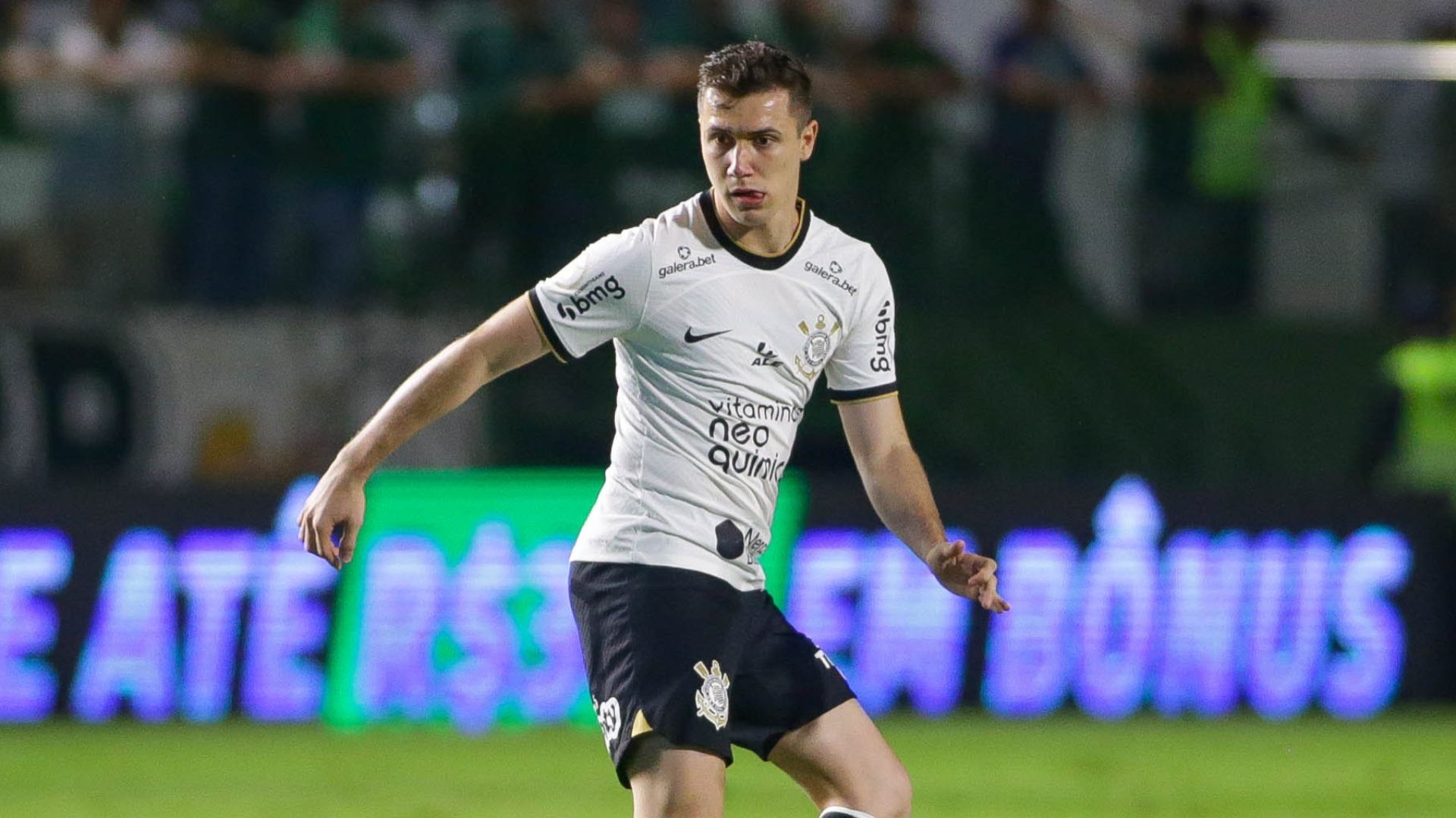 Lucas Piton Corinthians 2022