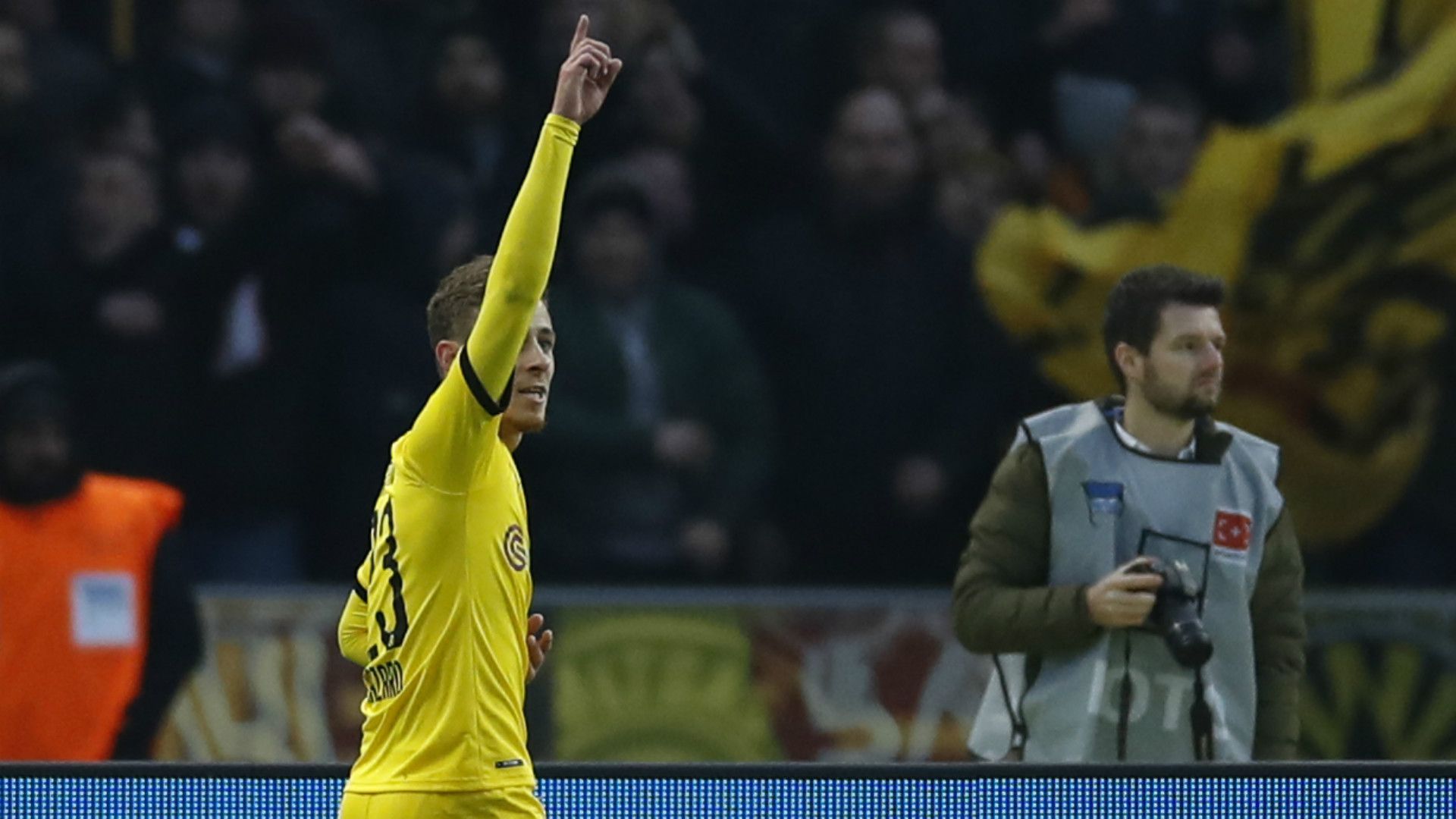 THORGAN HAZARD BORUSSIA DORTMUND BUNDESLIGA 30112019