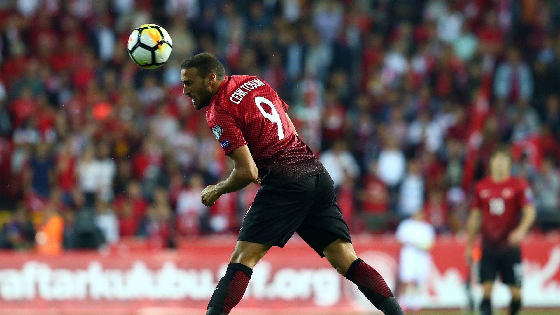 Cenk Tosun Turkey Croatia 09052017