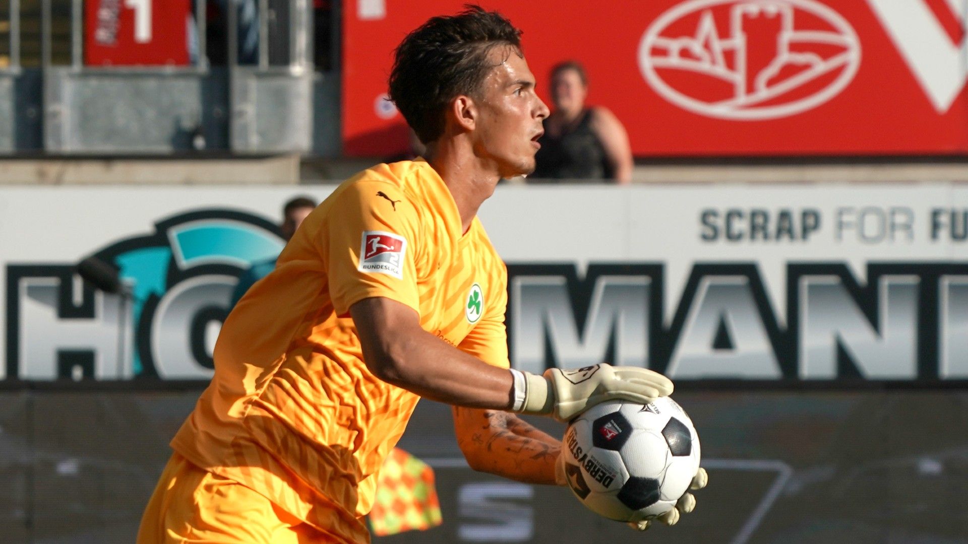 Nahuel Noll of SpVgg Greuther Fuerth 