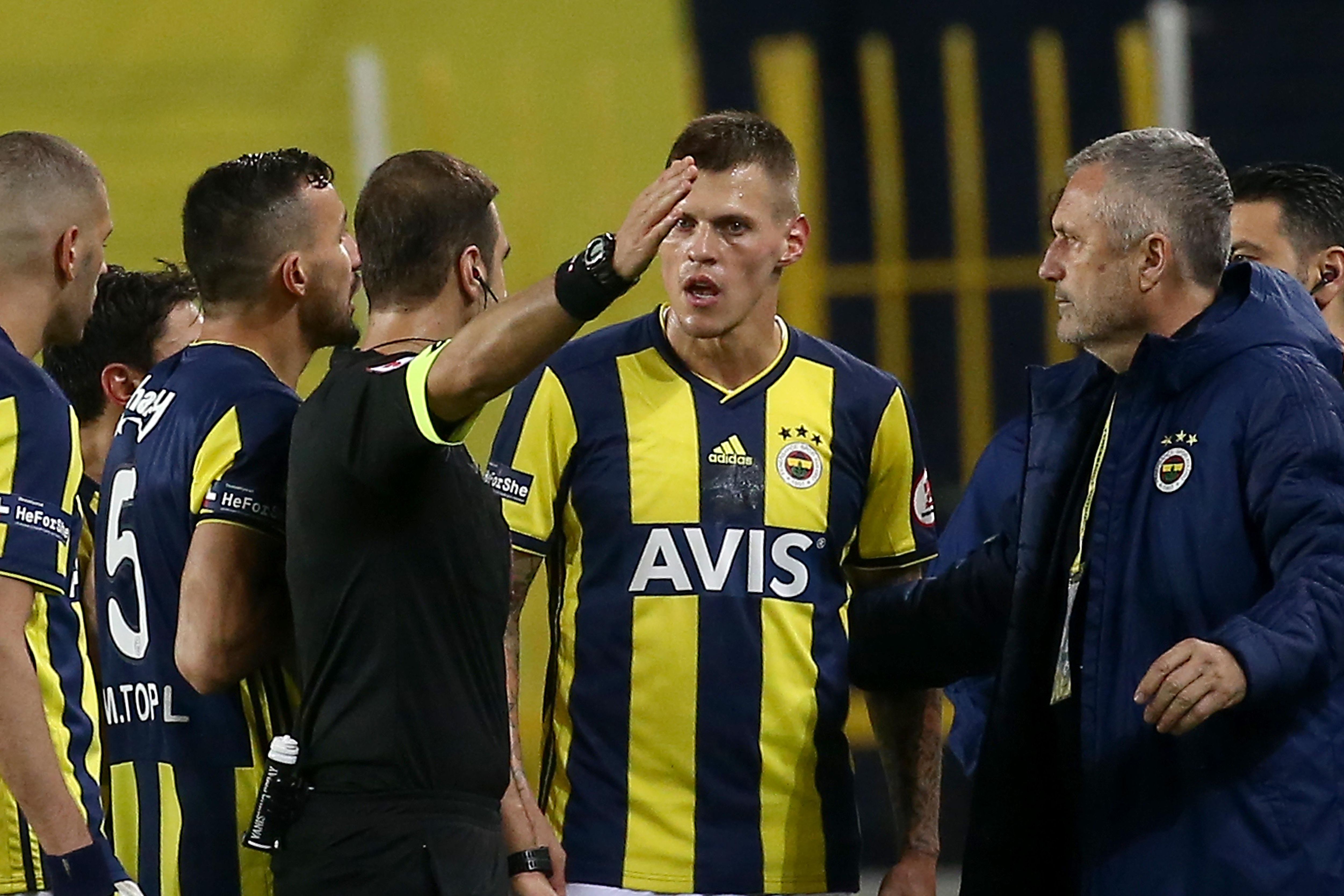 Martin Skrtel Fenerbahce Umraniyespor Turkish Cup 01/24/19