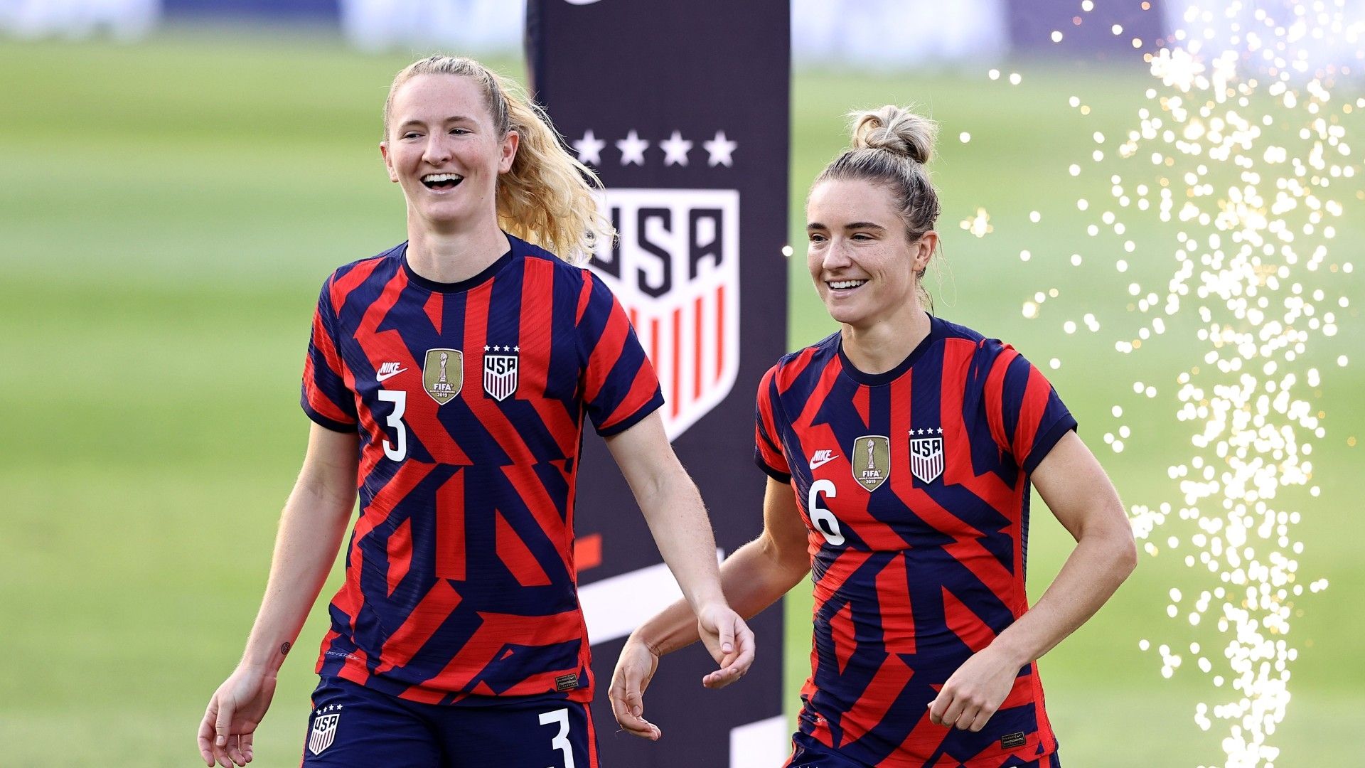 Sam Kristie Mewis USWNT