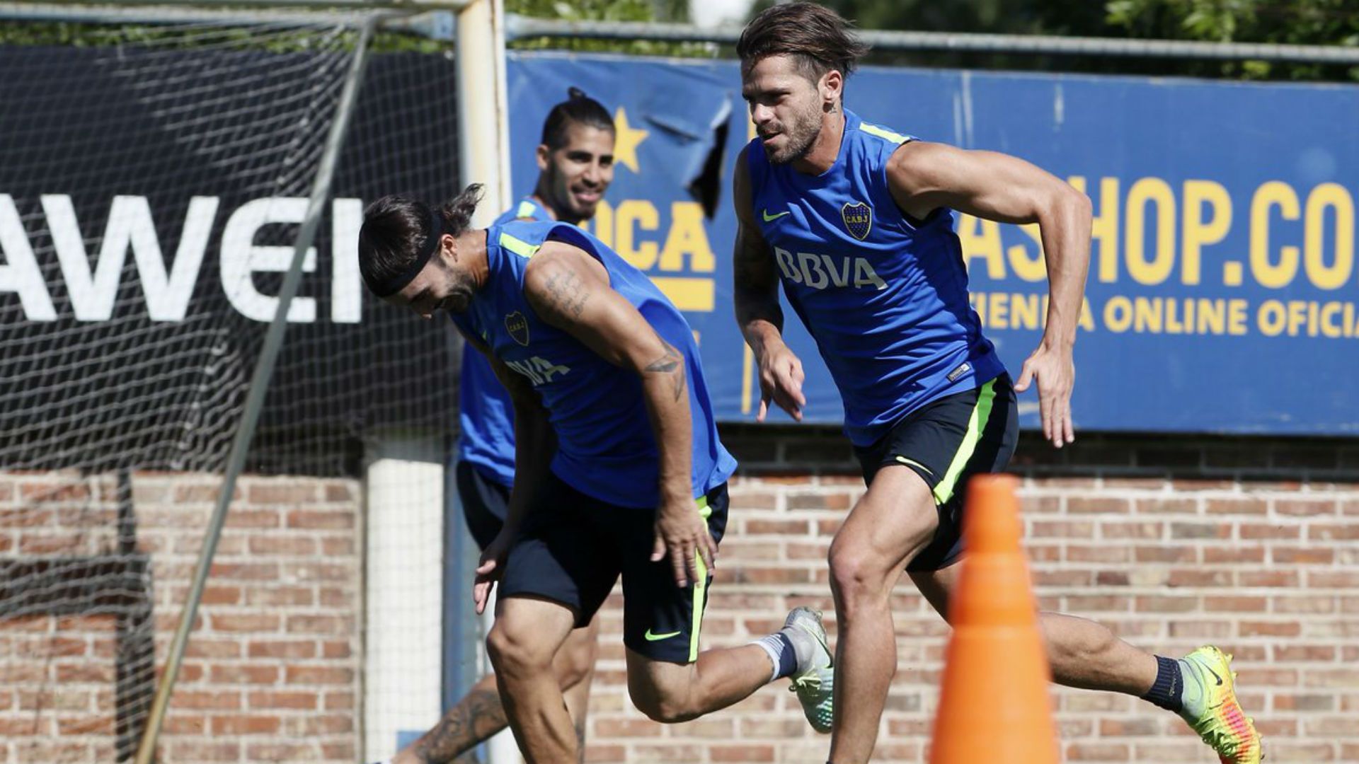 Sebastian Perez Fernando Gago Boca Juniors