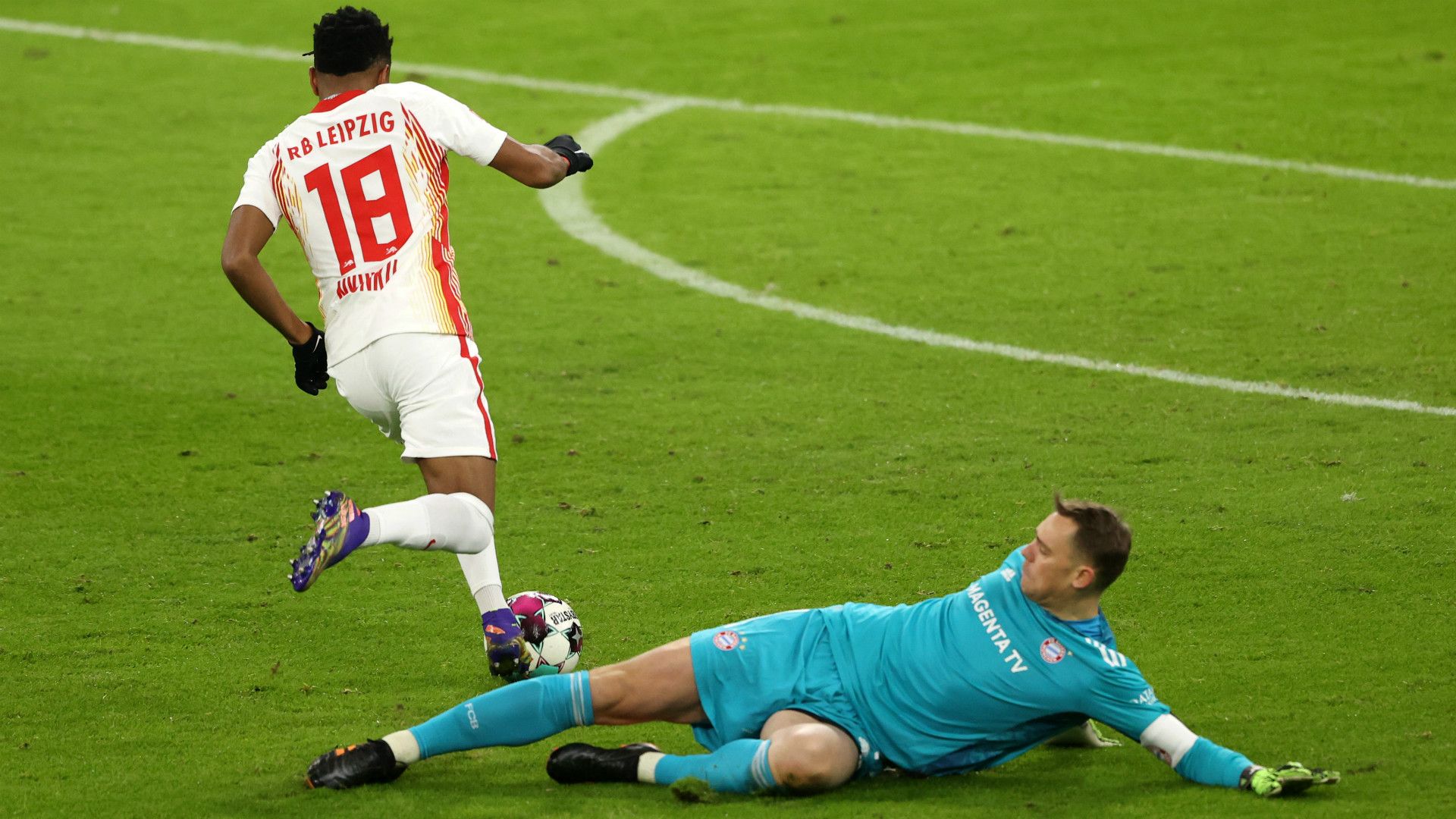 MANUEL NEUER BAYERN MÜNCHEN BUNDESLIGA 05122020