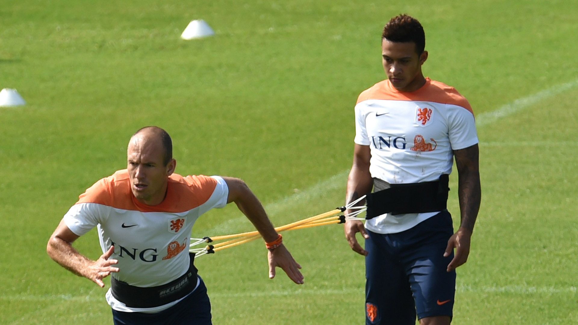 Arjen Robben Memphis Depay Netherlands