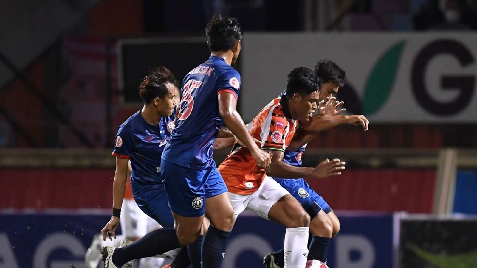 ลีโอ เชียงราย - เชียงใหม่ ยูไนเต็ด