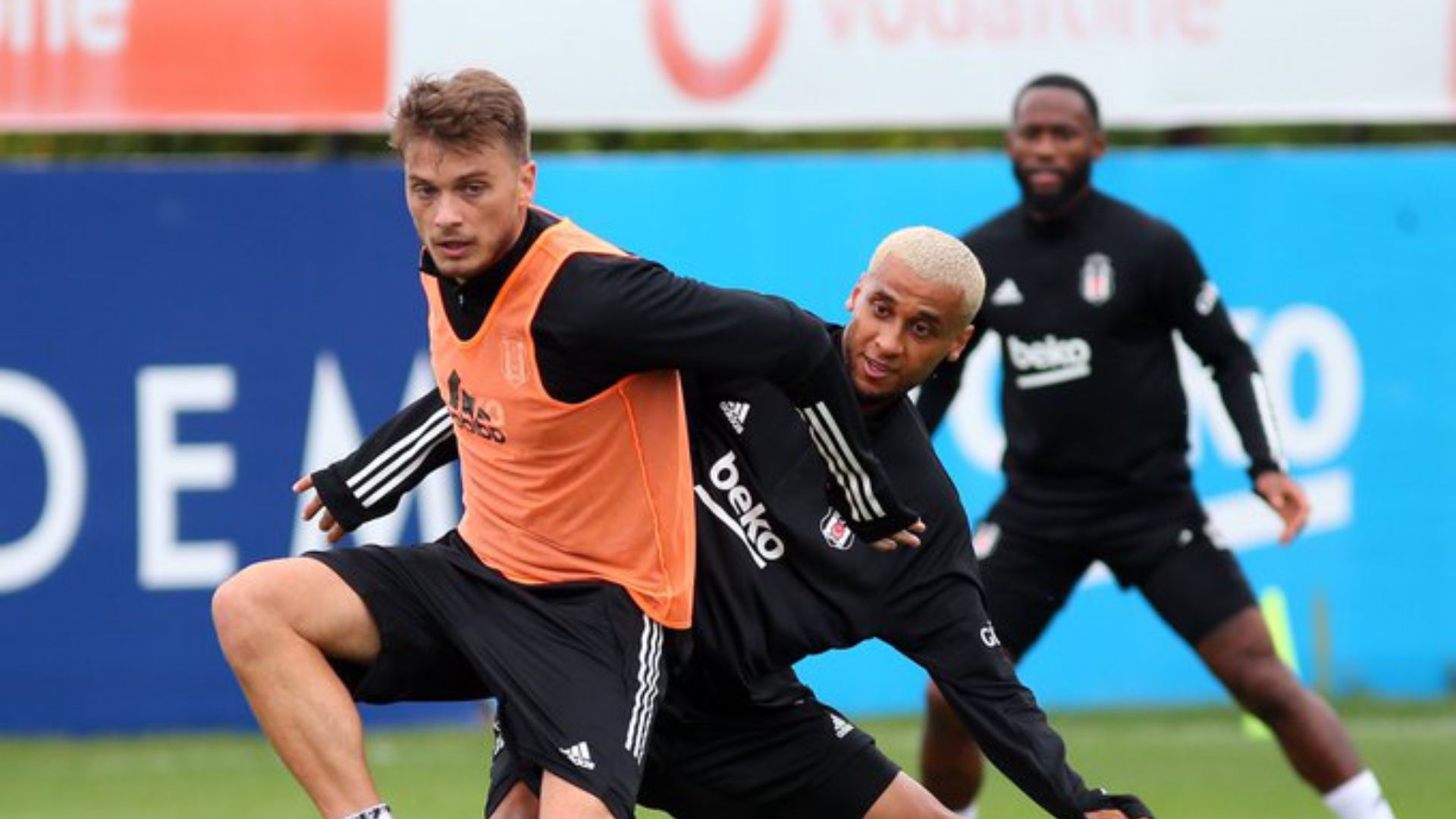 Adem Ljajic Welinton Besiktas training 09212020