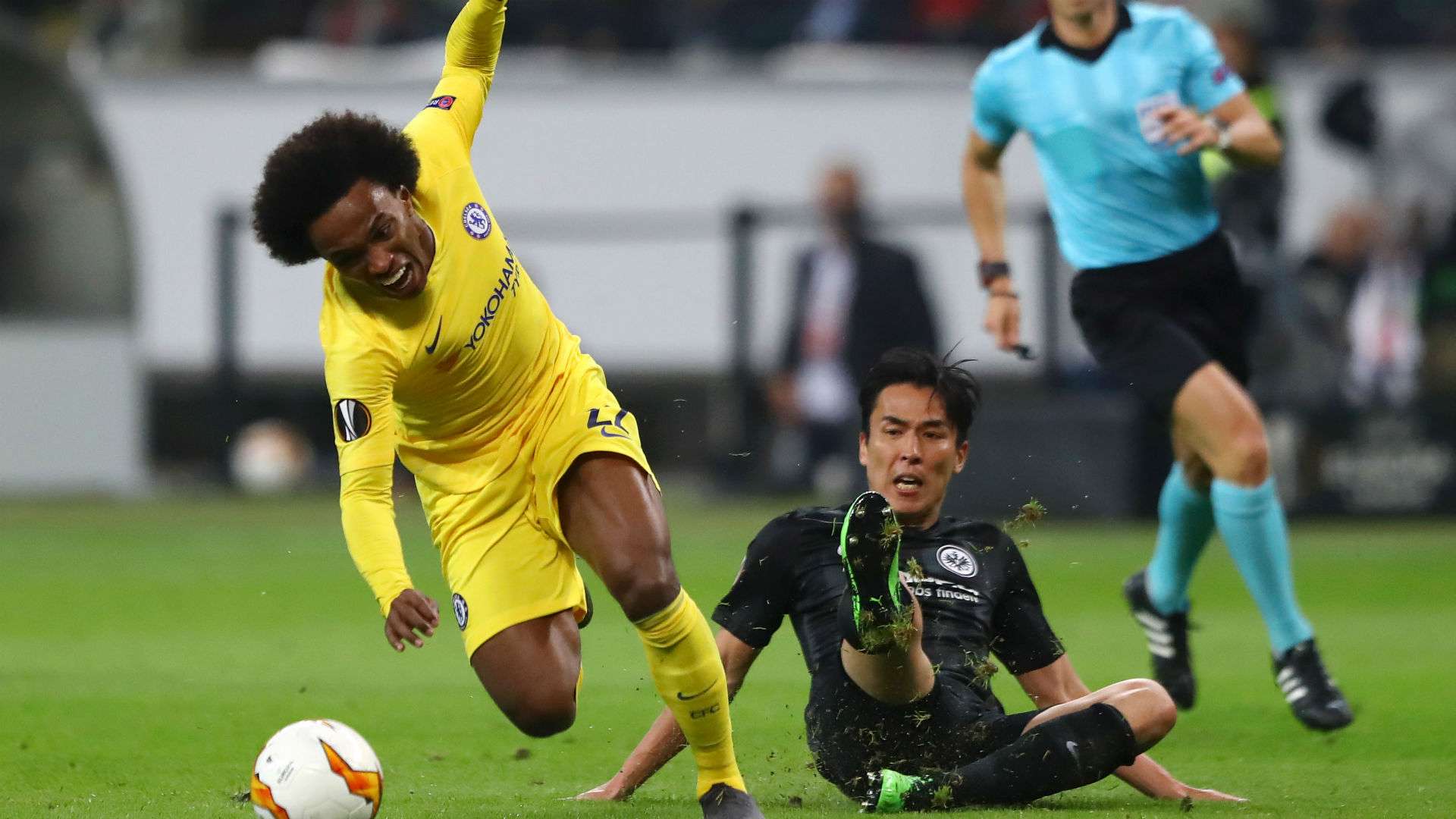 Willian Makoto Hasebe Frankfurt Chelsea 02052019