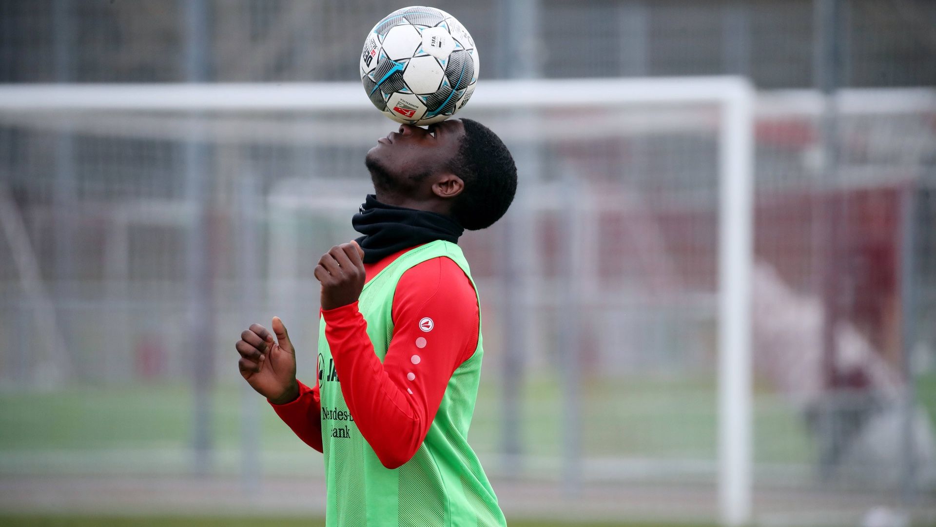 ONLY GERMANY Clinton Mola VfB Stuttgart 2020