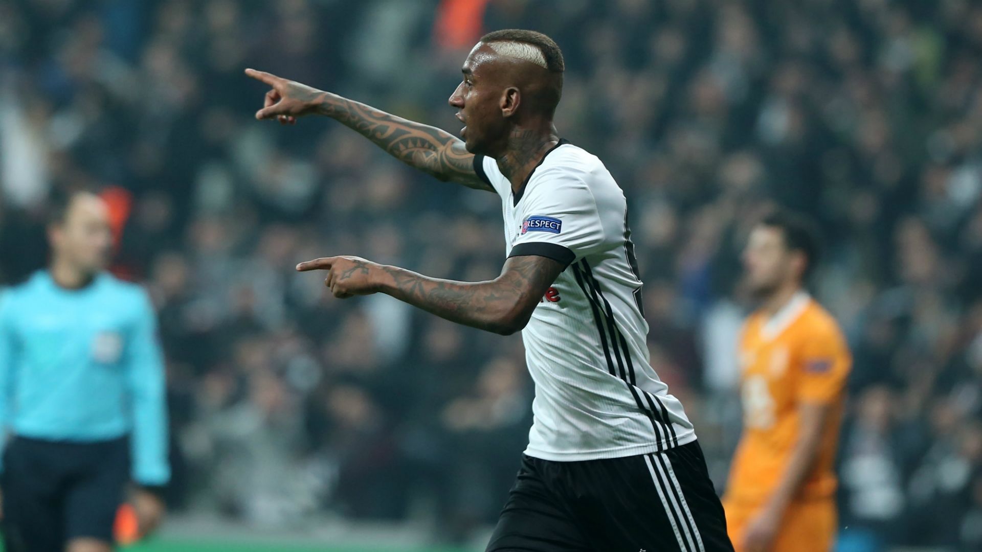 Talisca Besiktas Porto UCL 11212017