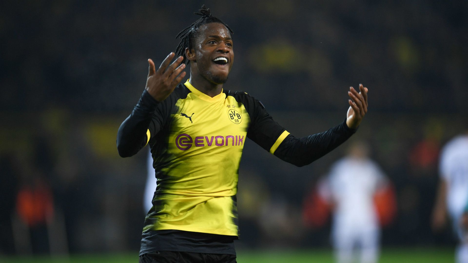 Michy Batshuayi Borussia Dortmund Atalanta Bergamo Europa League 15022018