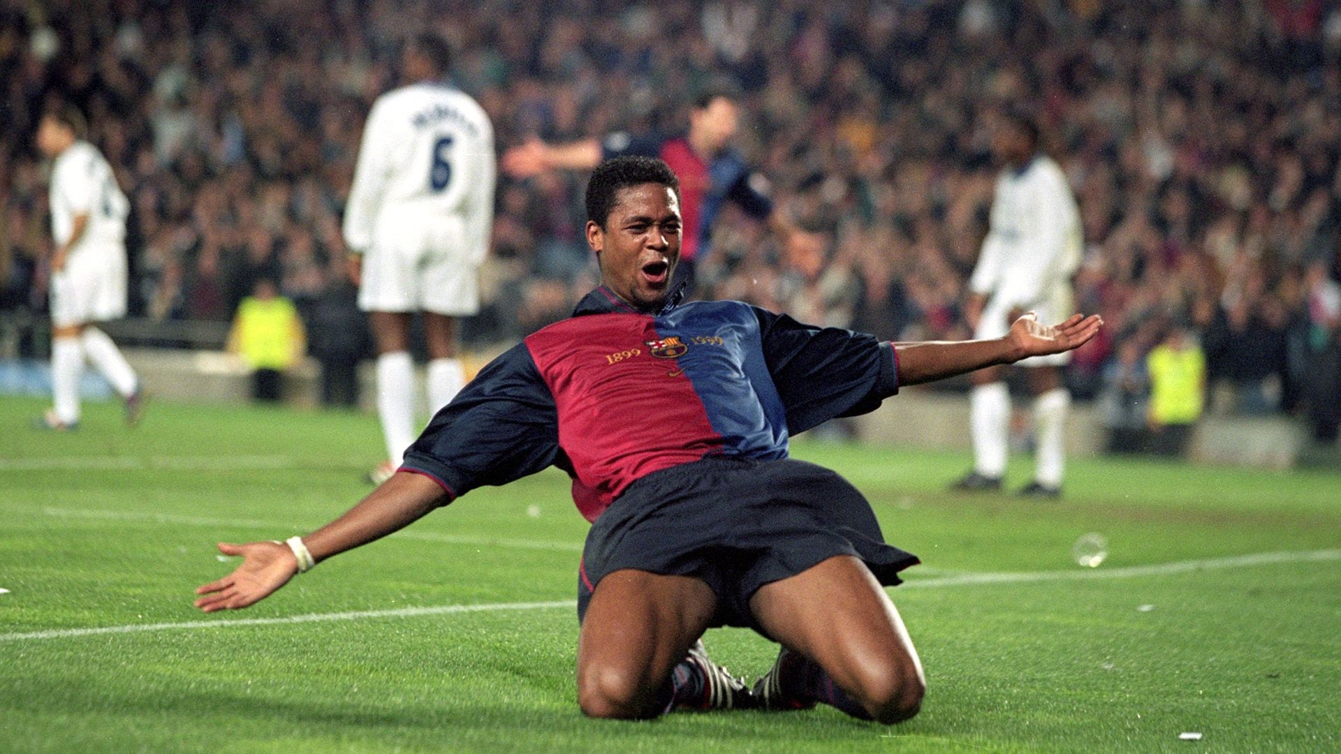 18 - Patrick Kluivert
