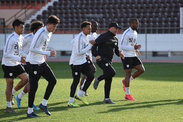 الشباب السعودي - تدريبات