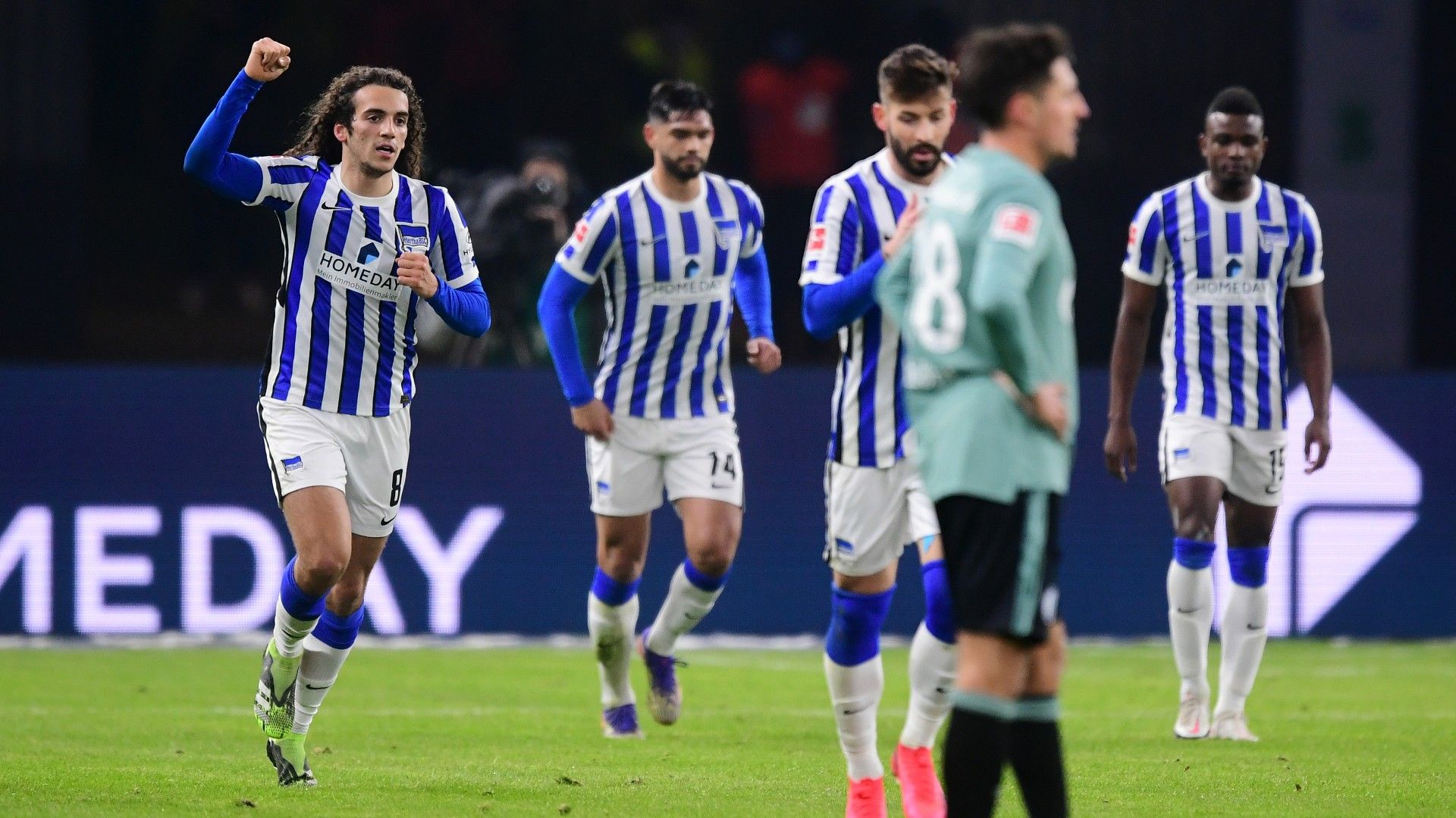 Guendouzi Hertha Schalke Bundesliga 020121