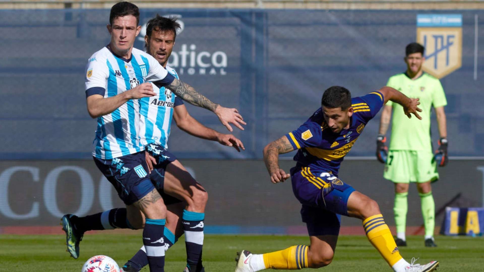 Alan Varela, Darío Cvitanich y Aníbal Moreno en un boca racing