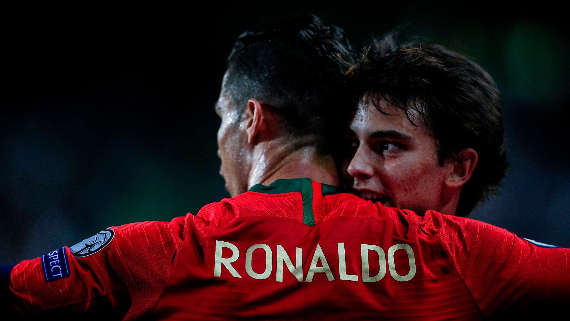 Joao Felix Cristiano Ronaldo Portugal 2019-20