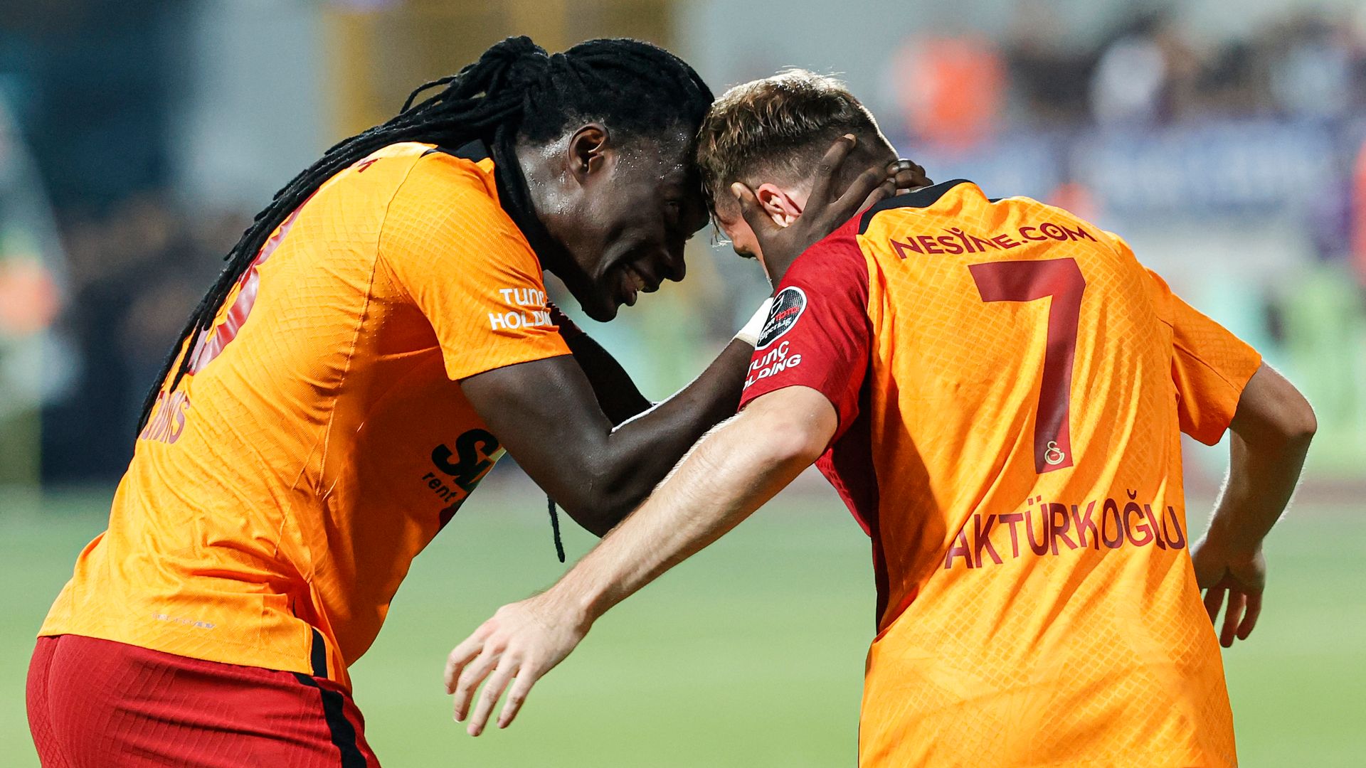 Bafetimbi Gomis, Kerem Aktürkoğlu