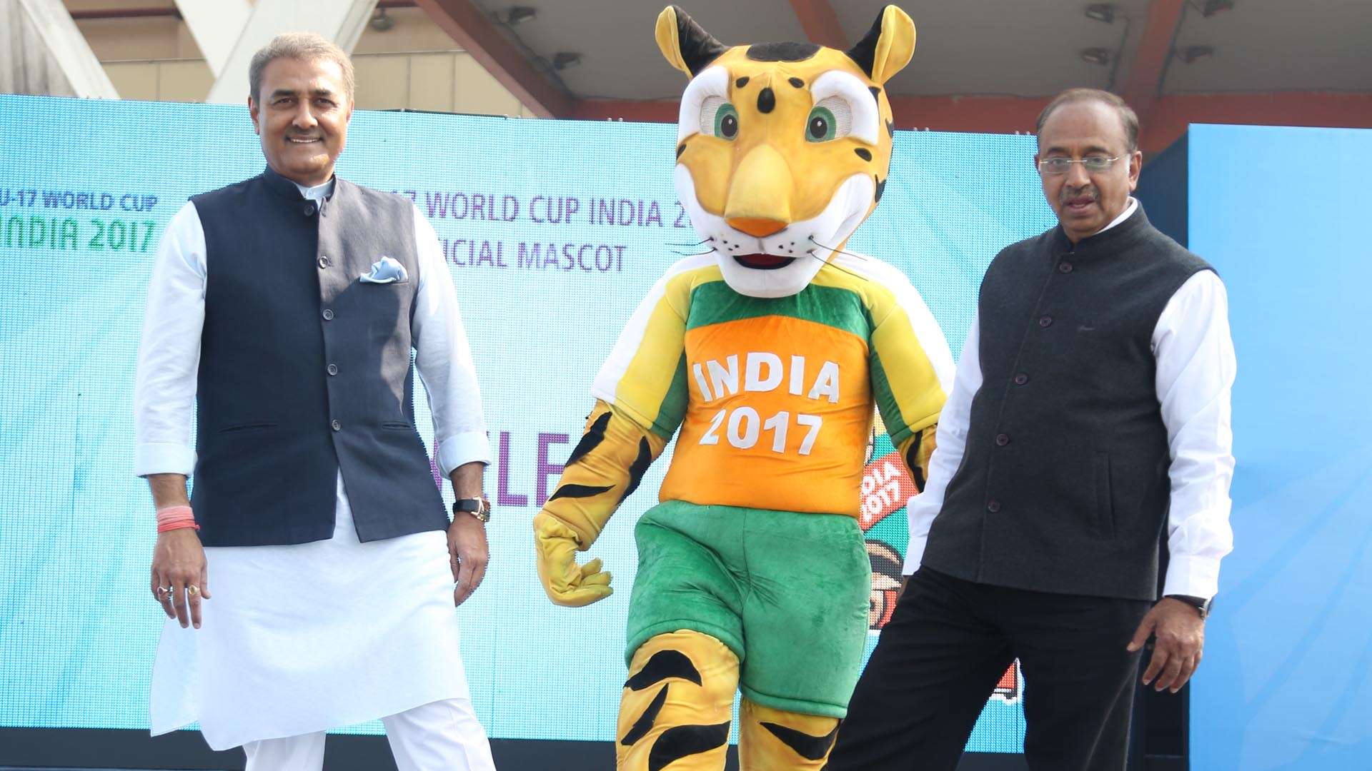 Praful Patel Vijay Goel unveil Official Mascot FIFA U-17 World Cup India 2017