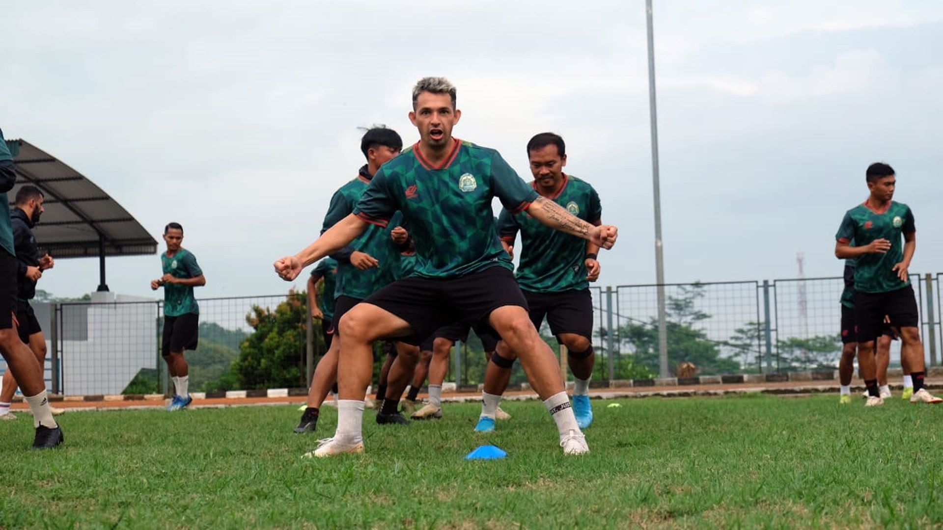 Silvio Escobar - Latihan TIRA Persikabo