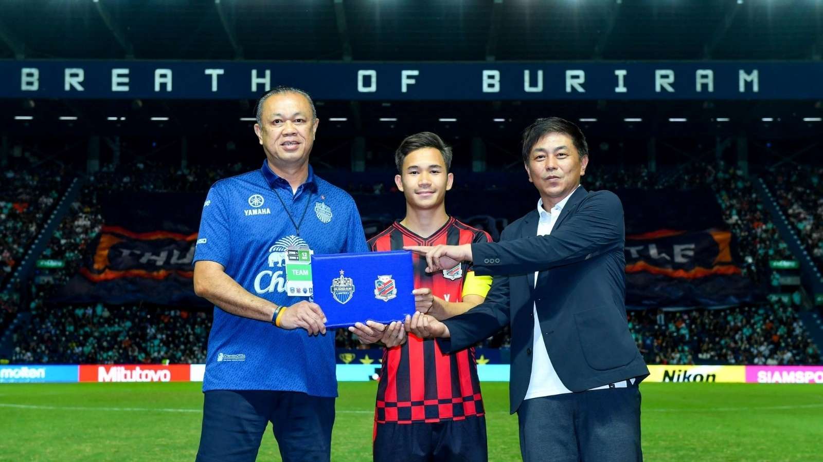 สุภโชค สารชาติ ซัปโปโร