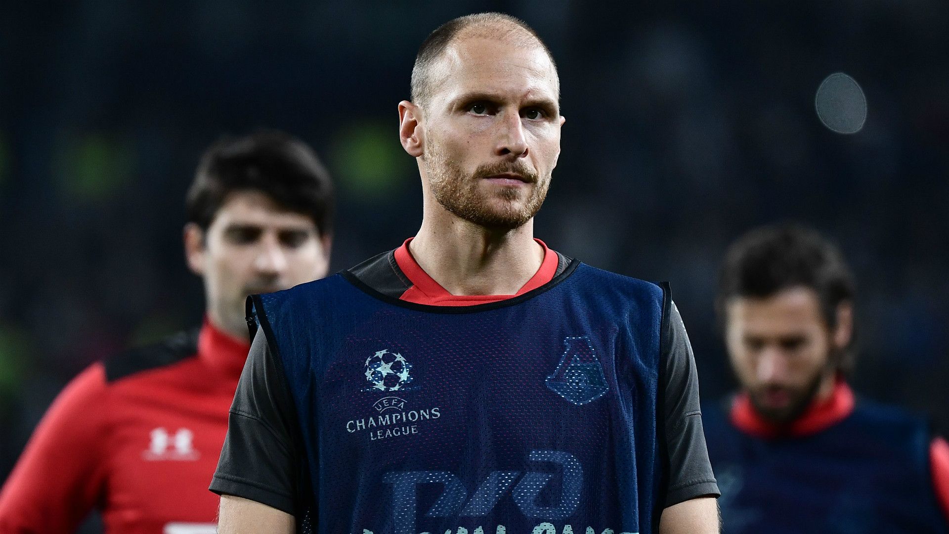 BENEDIKT HÖWEDES LOK MOSKAU