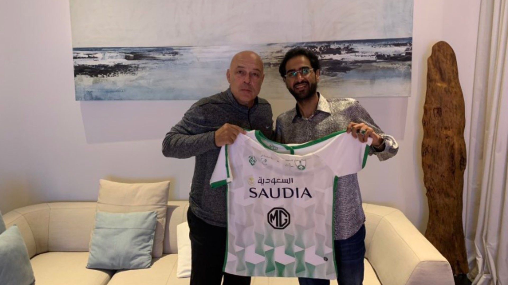 جروس - أحمد الصائغ