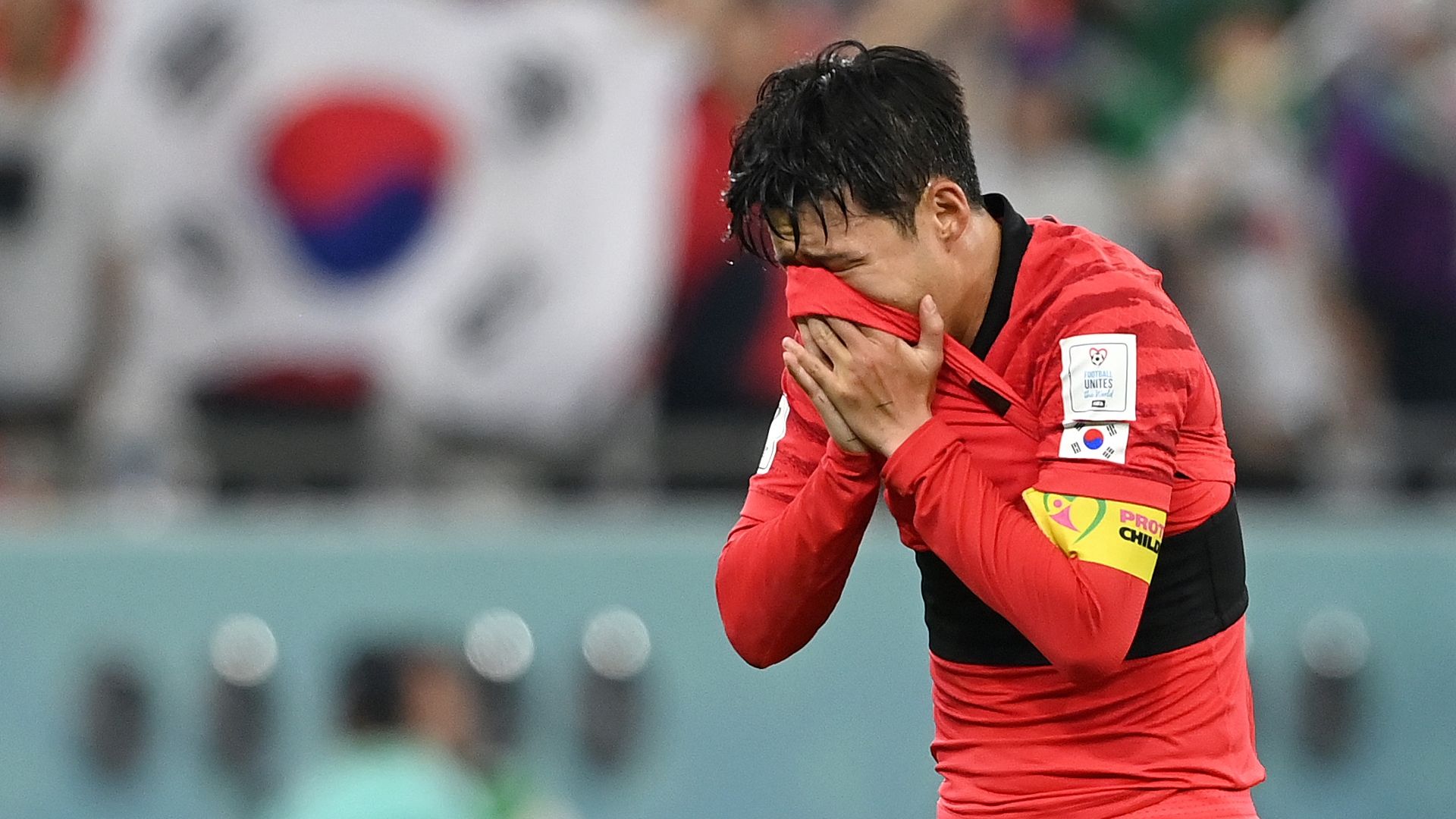 Son Heung-min tears South Korea World Cup 2022