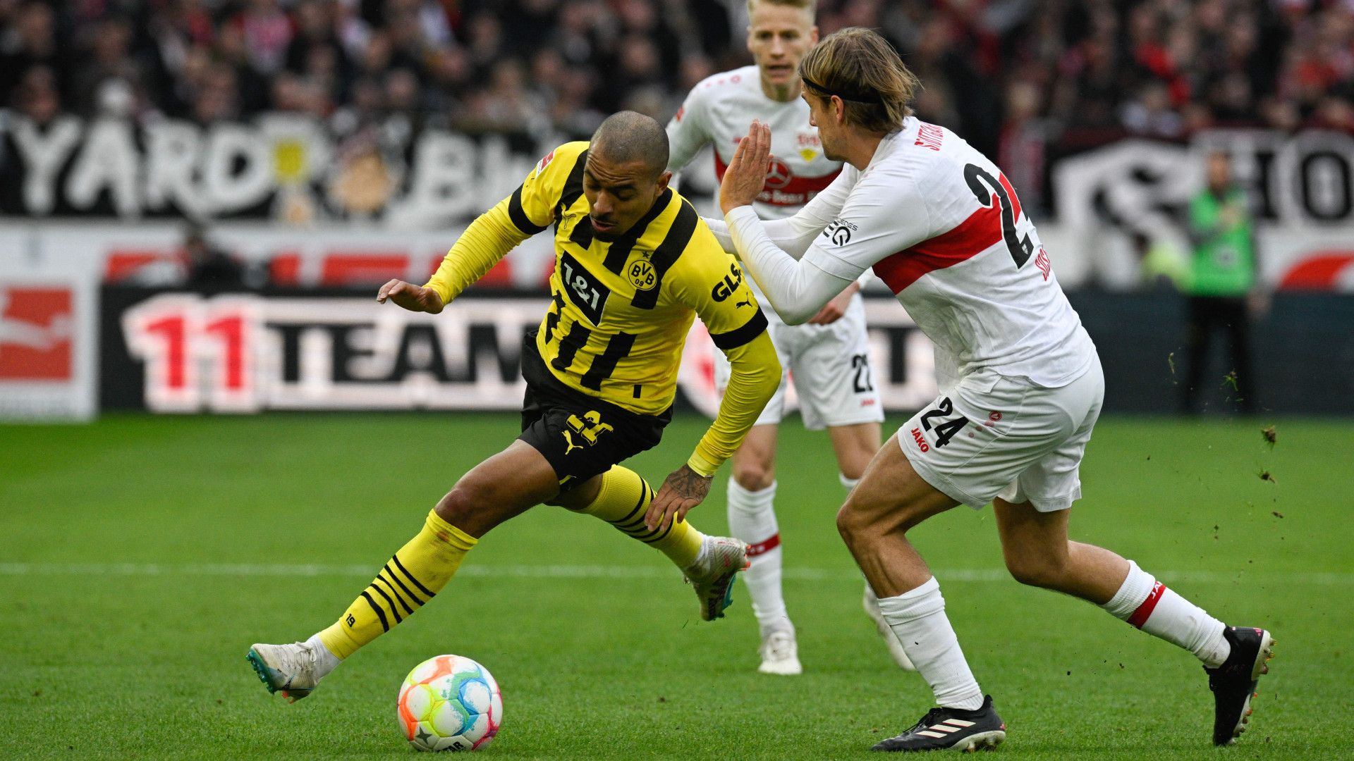 DONYELL MALEN BORUSSIA DORTMUND BUNDESLIGA 15042023