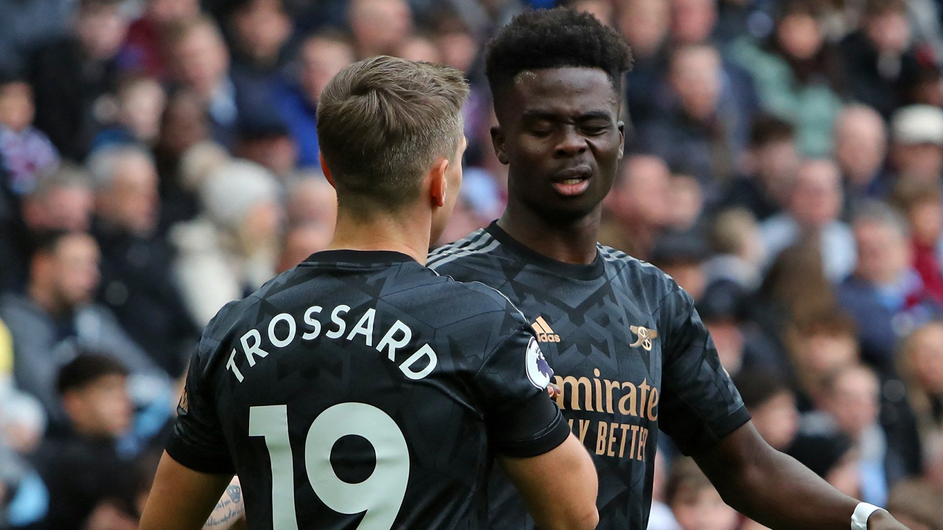 Martin Odegaard Bukayo Saka Arsenal 2022-23