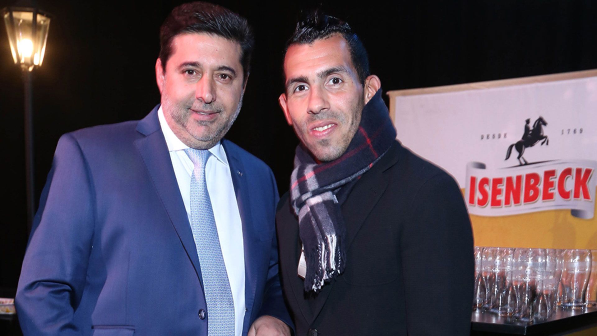 Cena Anual Solidaria de Boca: Daniel Angelici y Carlos Tevez