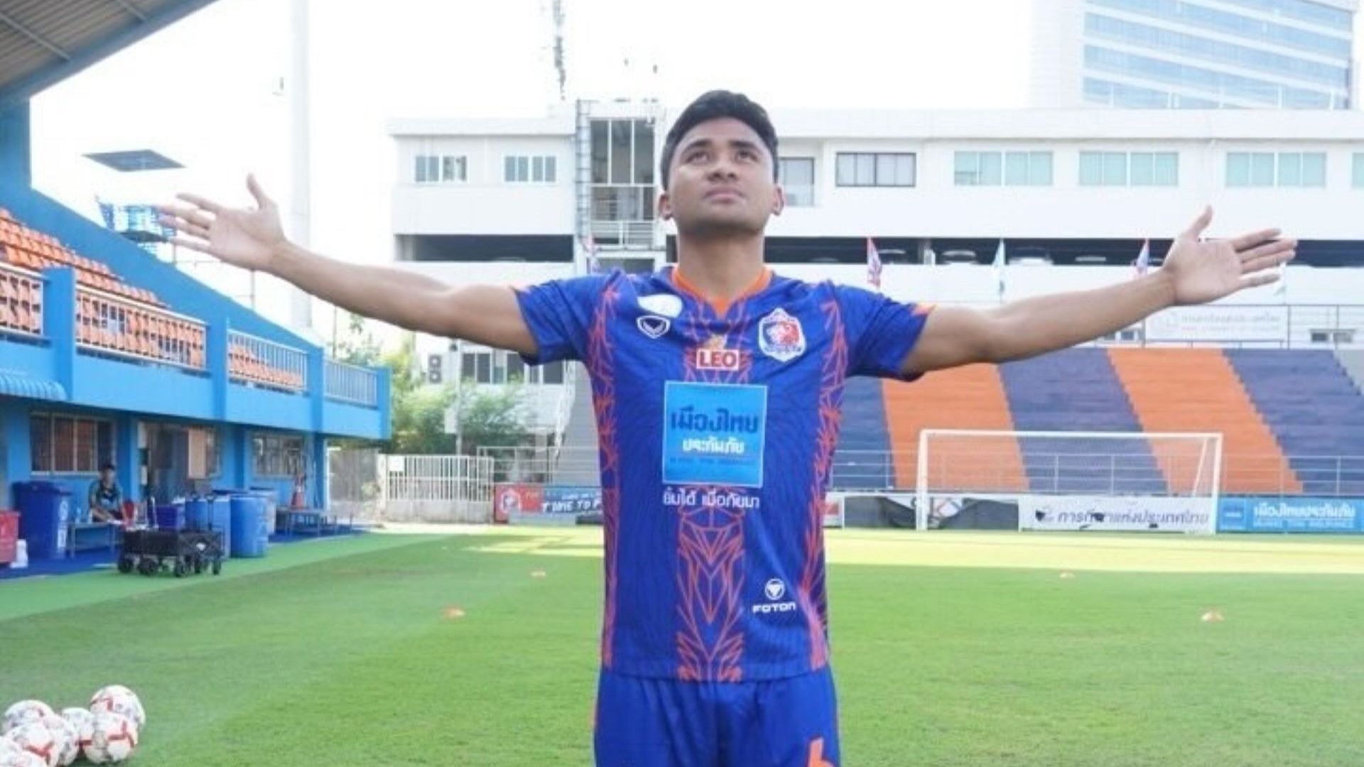 Asnawi Mangkualam Bahar - Thai Port FC