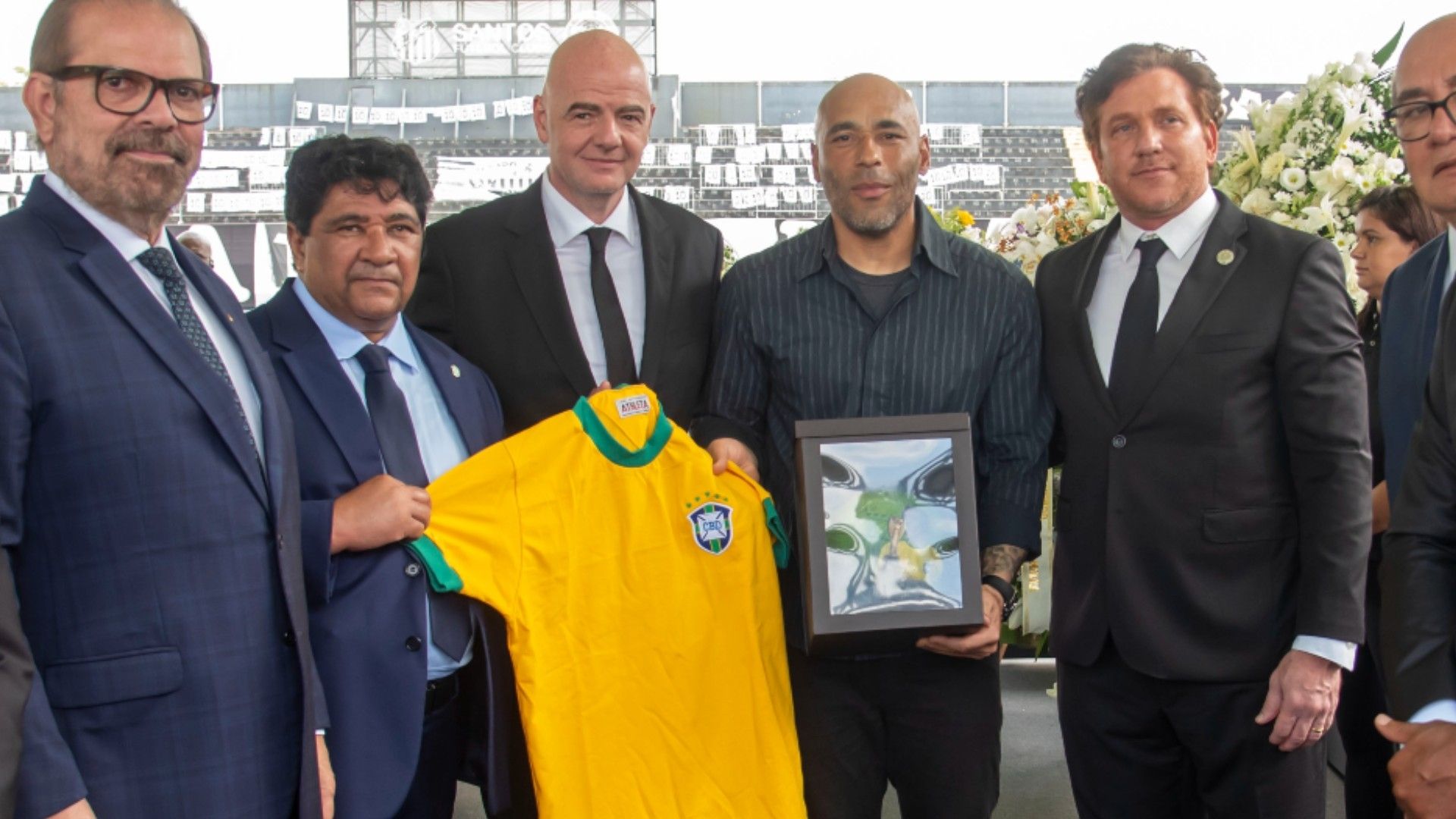 Infantino enterro Pelé Edinho 2023