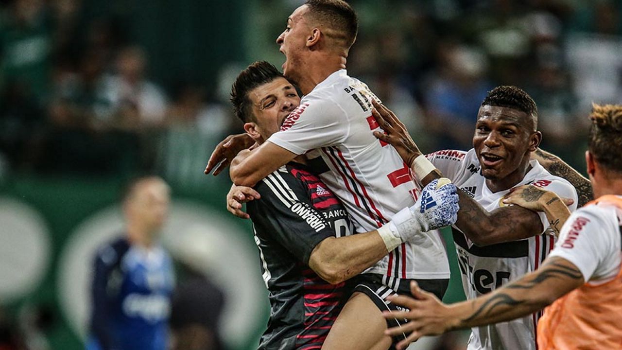 Tiago Volpi Antony São Paulo Palmeiras Paulista semifinal 07042019