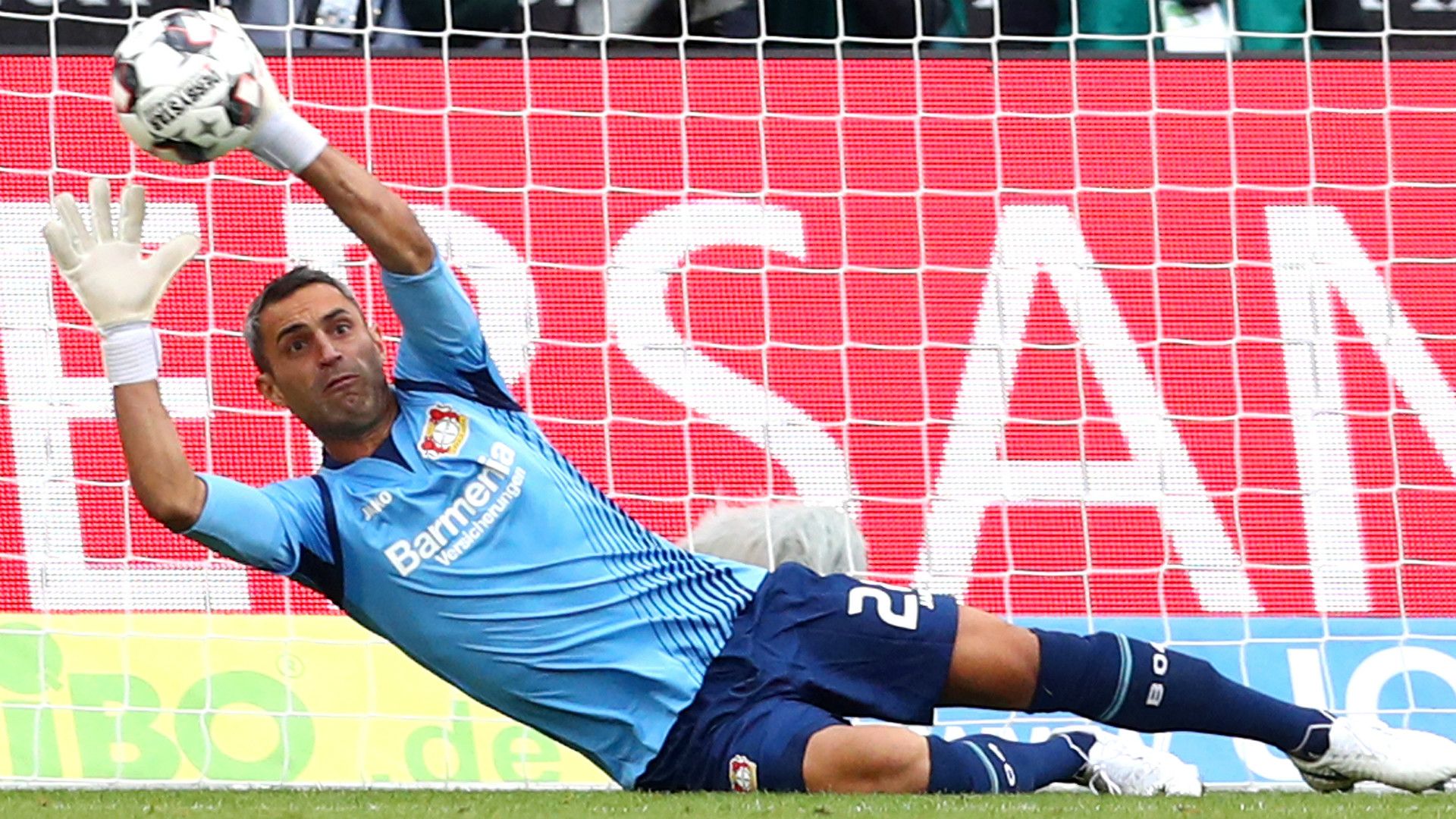 RAMAZAN ÖZCAN BAYER LEVERKUSEN GERMAN BUNDESLIGA