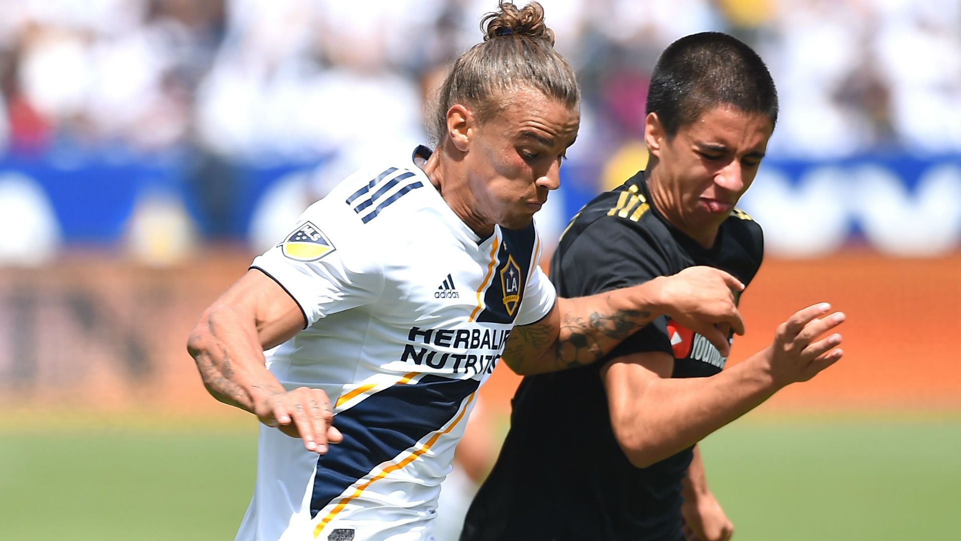 Joao Moutinho Rolf Feltscher LAFC LA Galaxy MLS 2018