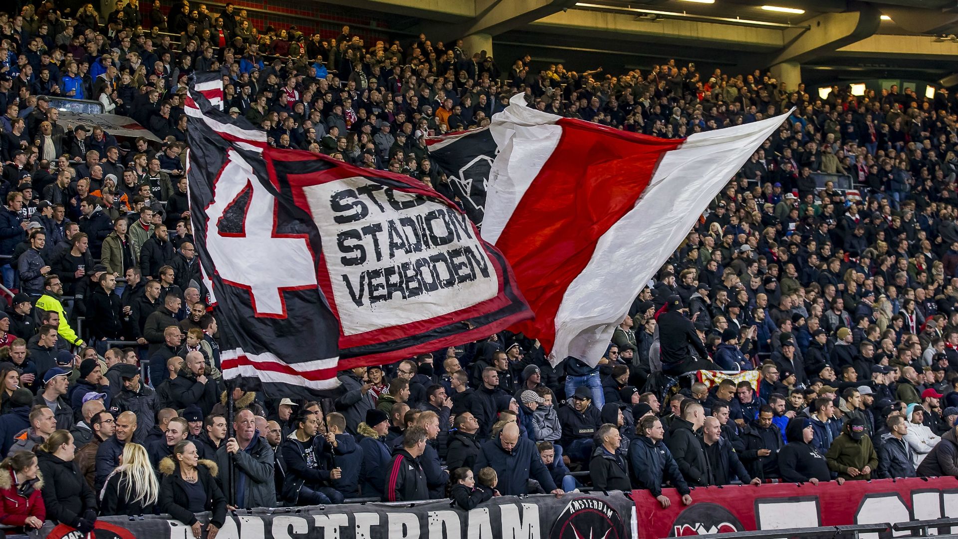 Ajax fans 11032018