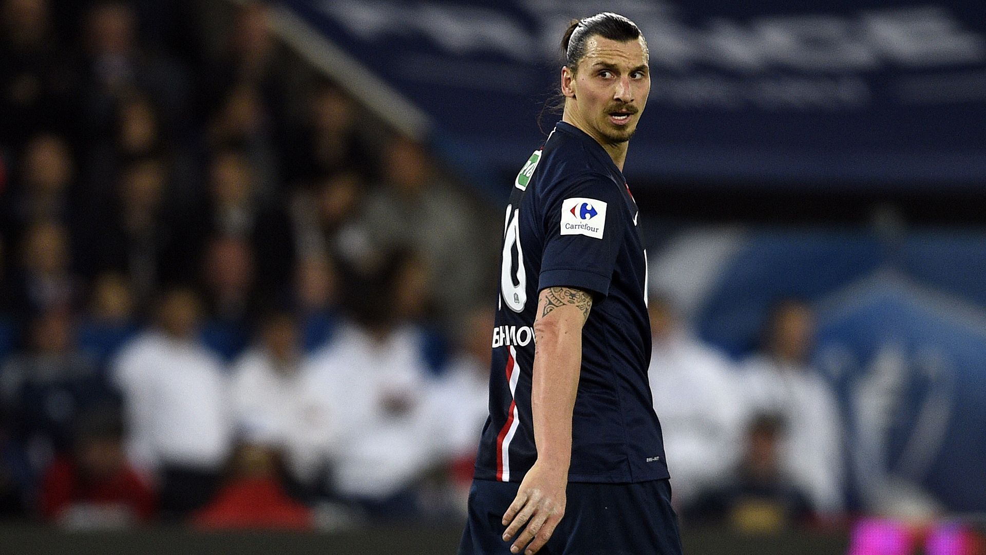 Zlatan Ibrahimovic PSG 04082015