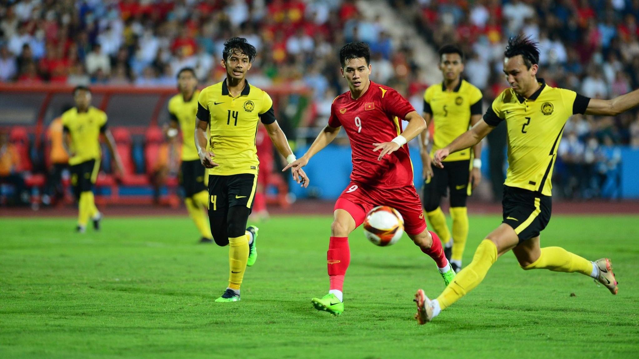 Nguyen Tien Linh Quentin Cheng Zikri Khalili U23 Vietnam U23 Malaysia SEA Games 31 Semifinal 19052022