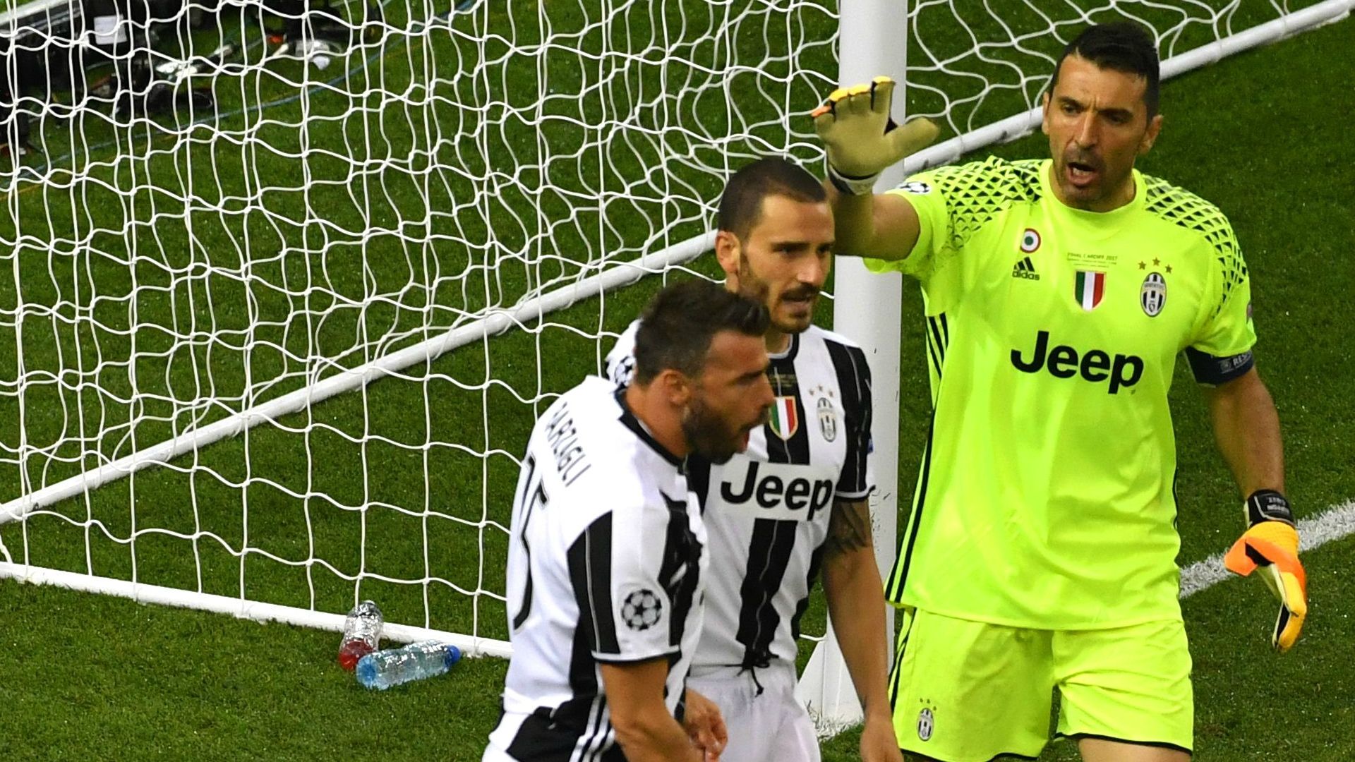Buffon, Bonucci, Barzagli - Juventus