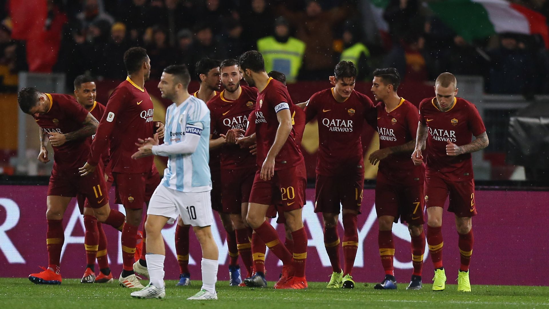 Roma players celebrating Roma Entella Coppa Italia