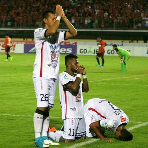 Bali United