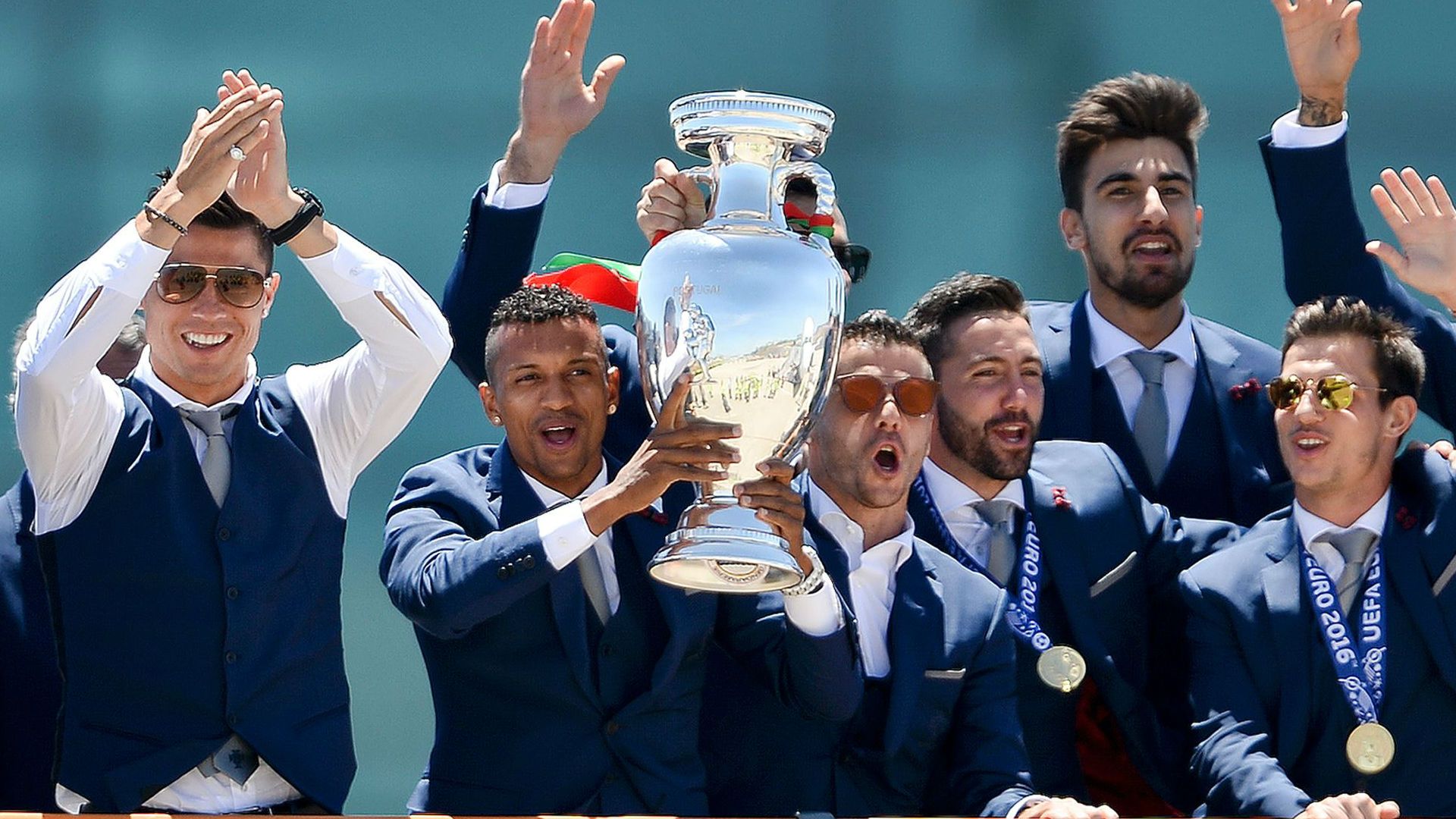 Cristiano Ronaldo Nani festa de Portugal em Lisboa 11 07 16