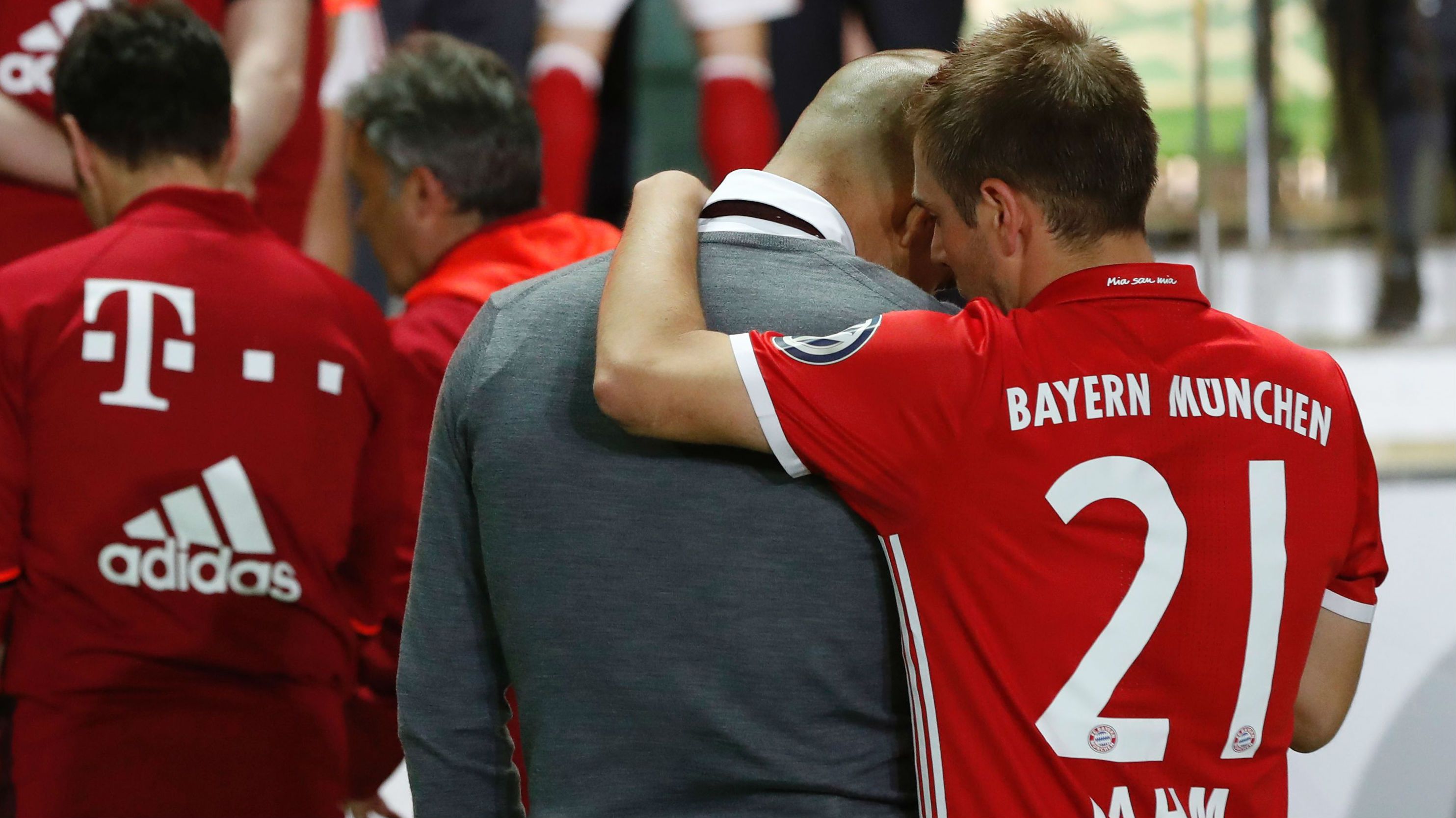 Guardiola Lahm Bayern 21052016