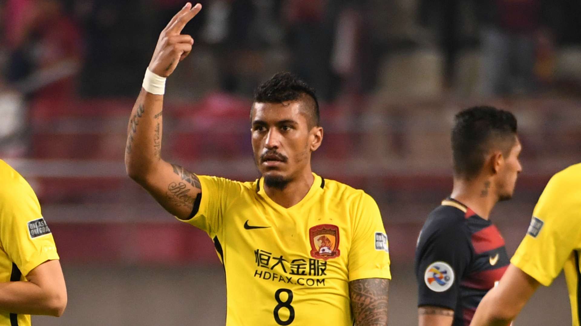 Paulinho Guangzhou Evergrande