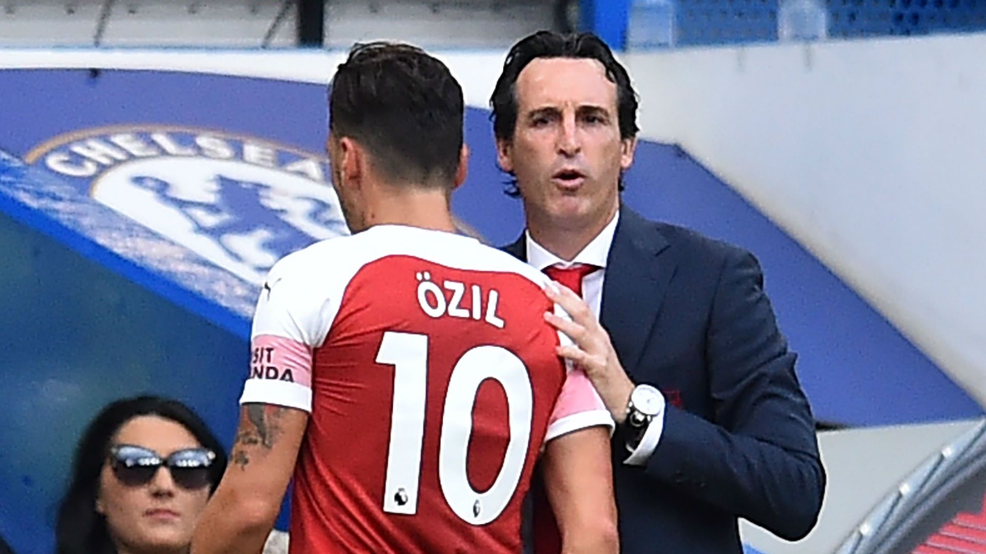 Mesut Ozil Unai Emery Arsenal