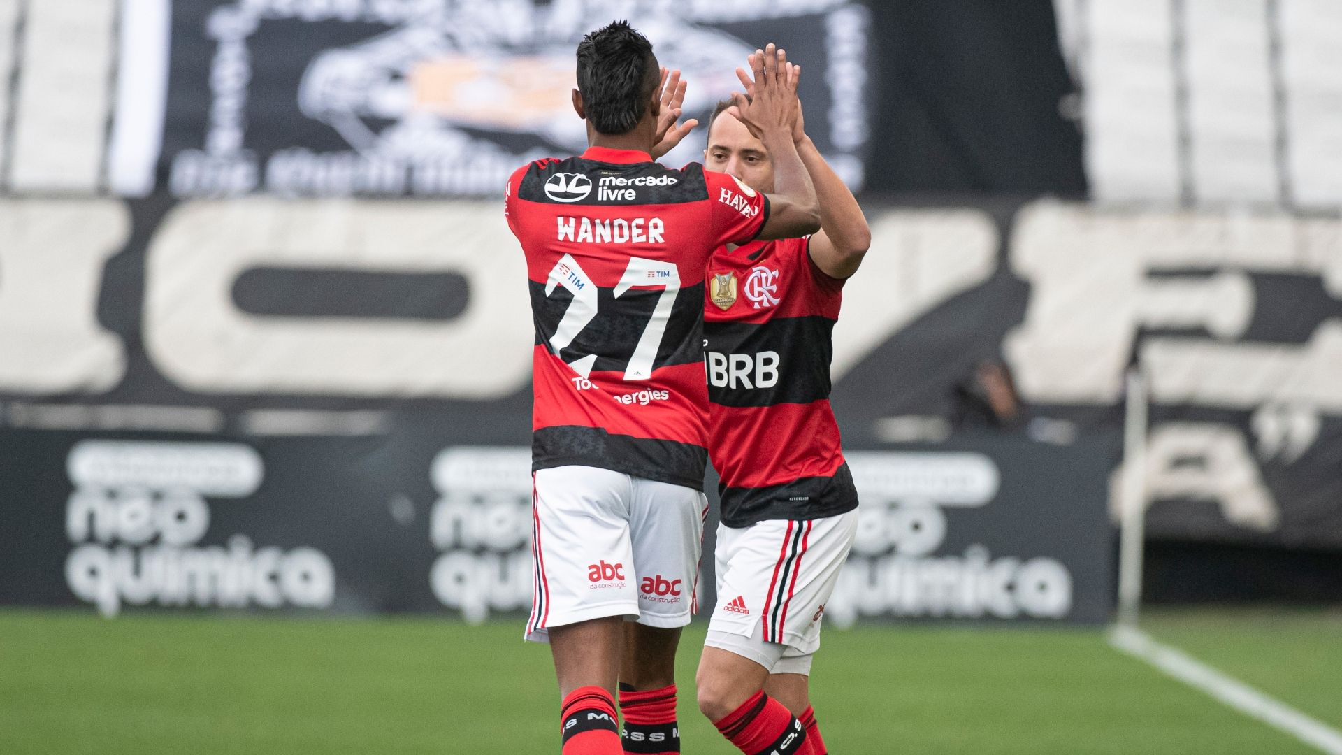 Bruno Henrique, Éverton Ribeiro em Corinthians x Flamengo, Brasileirão 01082021