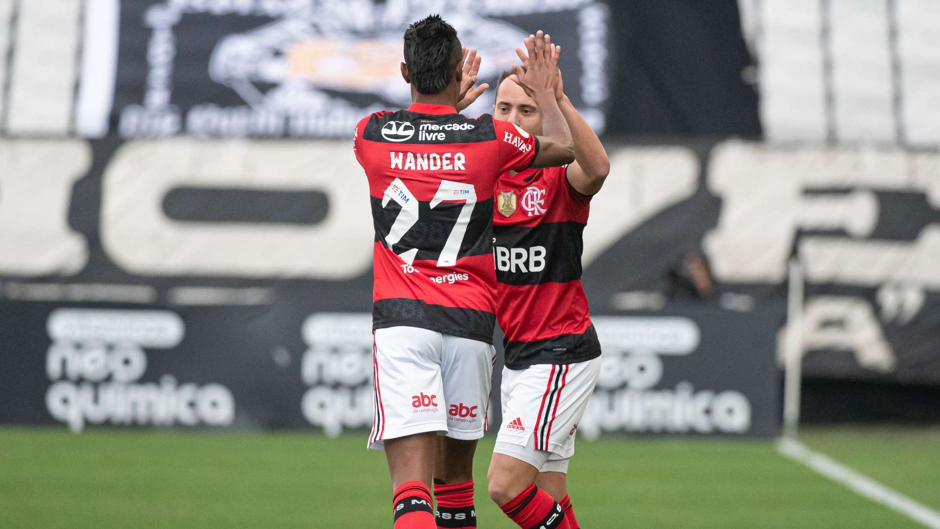 Bruno Henrique, Éverton Ribeiro em Corinthians x Flamengo, Brasileirão 01082021